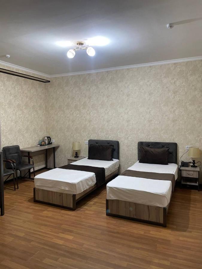 Yantai Hotel Taschkent Exterior foto