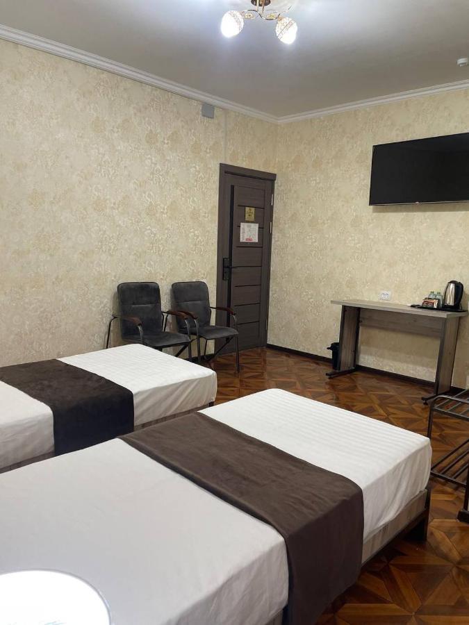 Yantai Hotel Taschkent Exterior foto