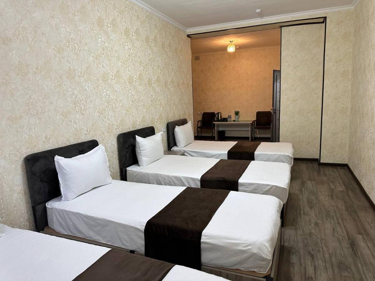 Yantai Hotel Taschkent Exterior foto